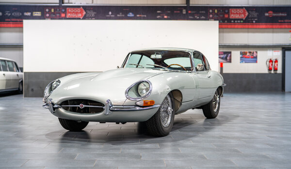 Jaguar E-Type Serie 1 4.2L Jaguar E-Type Serie 1 4.2L